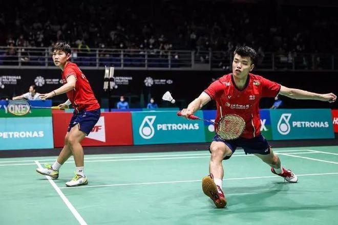 中国队完胜马来西亚队，戴资颖扛起全队