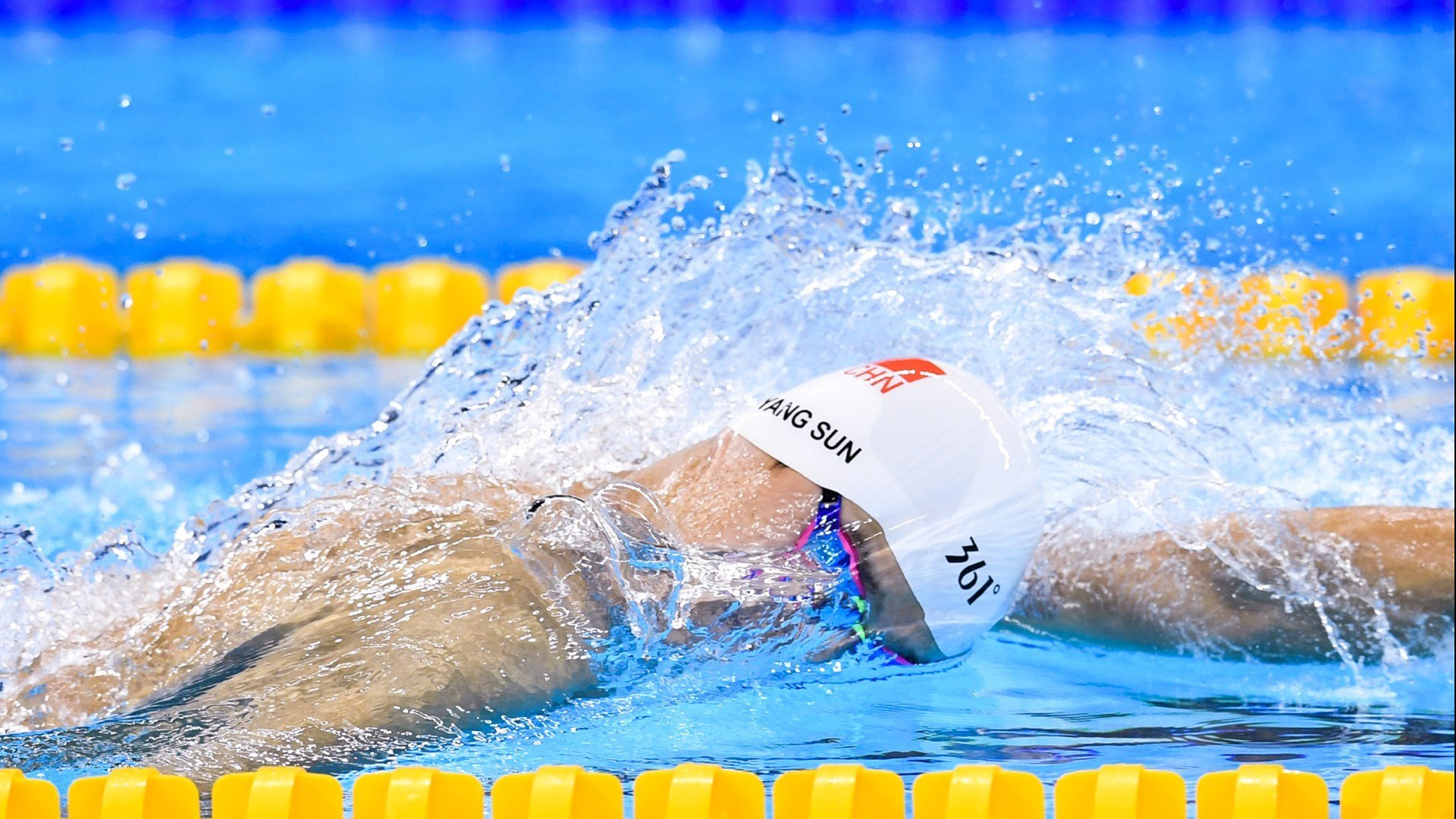 米切尔炸裂！国际赛场惊现NBA级表演，赛后评分系统直接爆表