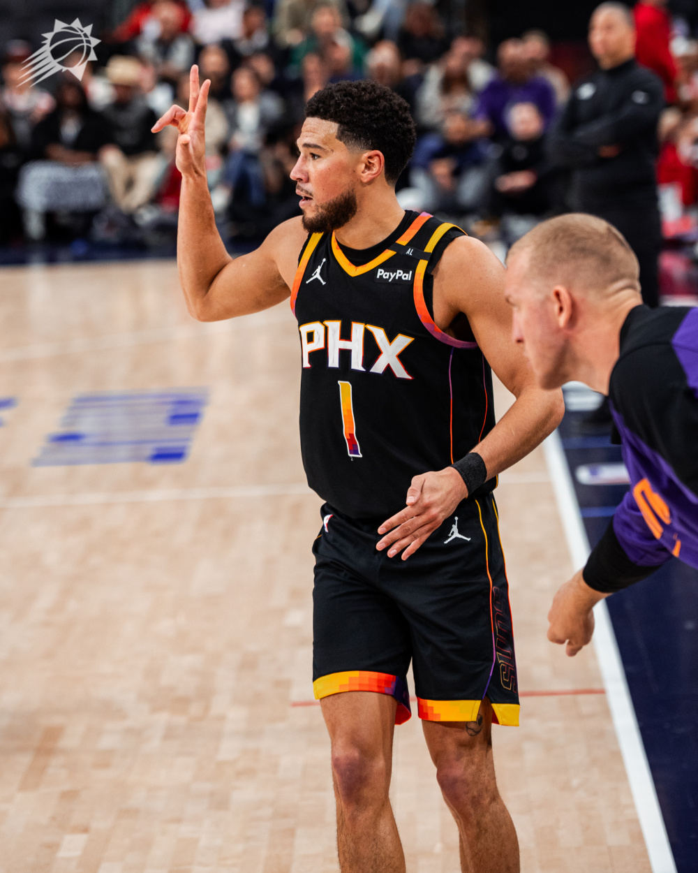 快船完胜吉林队，布克关键制胜